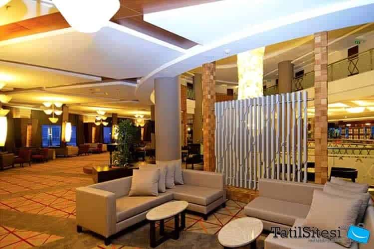 Commodore Elite Suites Spa